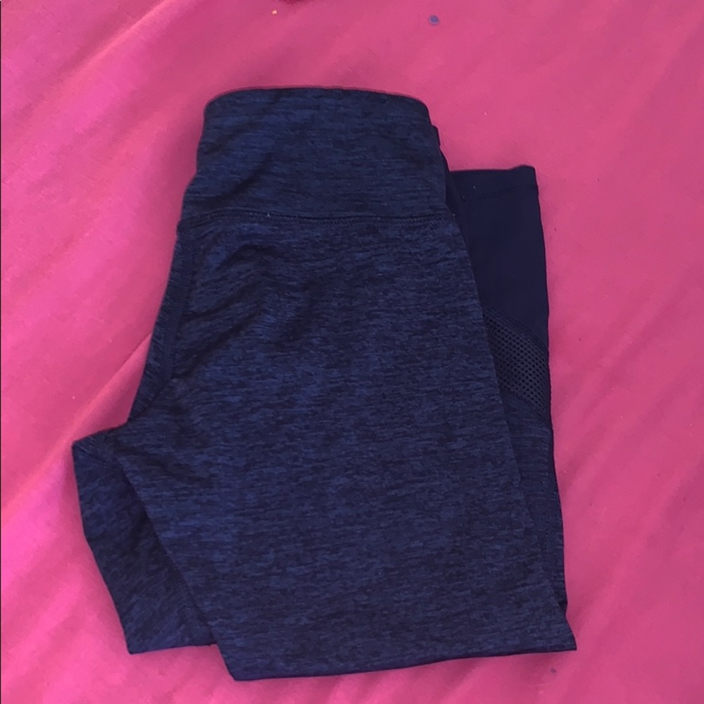 Navy Blue Old Navy Workout Capri Leggings 10/12